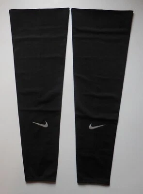Nike Run Division Thigh Leg Warmer Sleeves Women Black/Silver Medium One Pair - Image 1 of 4