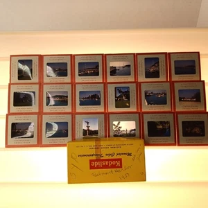 Lotto di 18 diapositive a colori Kodak 1950 vintage Belmont Harbor Chicago Illinois barche auto - Foto 1 di 14