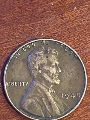 1948 Lincoln Wheat Penny - Error , Smeared L , Slanted I , Of Liberty  - Image 1 of 3