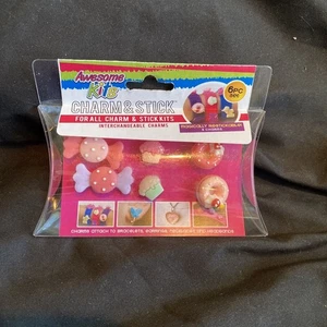 Bracelet Party Charms Accessory Pack Chatm & Stick NEW - Picture 1 of 2