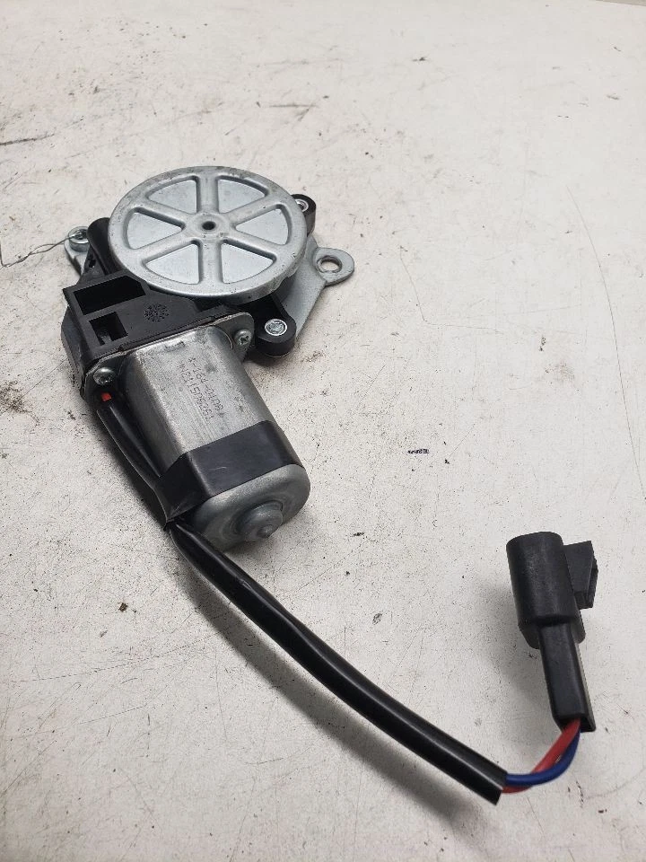 Motor de janela de energia estilo clássico dianteiro compatível com 99-07 Sierra 1500 pickup 1435587 - Imagem 1 de 4