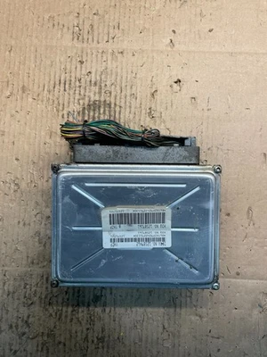 Módulo de unidad de control del motor Chevrolet Tahoe Silverado 2003-2006 ECM ECU U9101 DG Foto 1 de 4