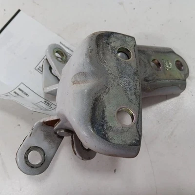 Hyundai Elantra Door Hinge Set Left Front Driver  2017 2016 2015 2014 2013 - Image 1 of 4