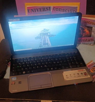 toshiba satellita L850 I7-3610QM 8CORE 15,6" 8gb 128gb ssd nvme GRAFICA AMD 2GB - Immagine 1 di 4