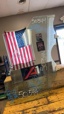 2008-2015年NISSAN ROGUE RIGHT除了运动前门窗/玻璃 — 第 1/4 张图片