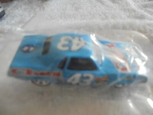 Richard Petty Salute #43 Chex Party Mix 1970 Plymouth Cuda 1/64 Hot Wheels Promo - Picture 1 of 3