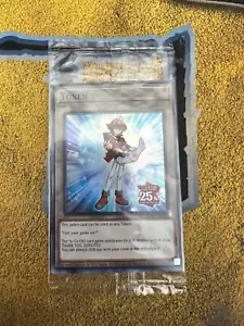 Yugioh SEALED Jaden Token TKN5-DE012 25th Anniversary Quarter Century Super Rare - Bild 1 von 2