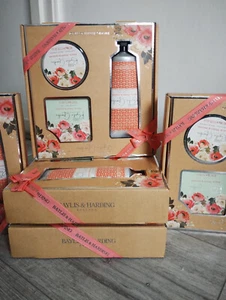 Baylis & Harding Royale Garden (Limited Edition) Luxury Bathing Trio Set - Picture 1 of 7