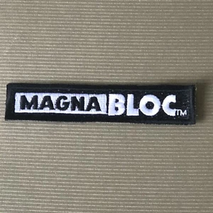 Parche Magna Bloc - 3 3/8 pulgadas x 5/8 pulgadas - Imagen 1 de 2