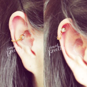 CZ stud chain earring, conch hoop, chain hoop, helix hoop, 20g cartilage earring - Picture 1 of 6