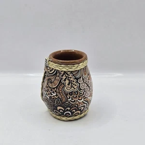 Taza Mate yerba Argentina - Cuero Decorativo Cubierto Redware Pequeña 3"H - Imagen 1 de 17