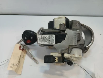 Ignition Switch w/2Keys from 2009 Toyota Rav4 12413911 - Image 1 of 4