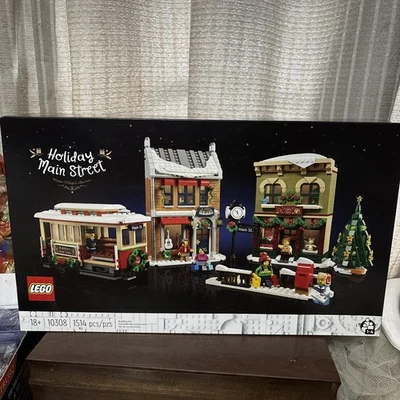 LEGO 10308 Winter Holiday Main Street Christmas Village - Image 1 of 4