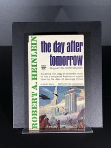 Signet Science Fiction "The Day After Tomorrow" Robert Heinlein, 1949, Paperback - Bild 1 von 8