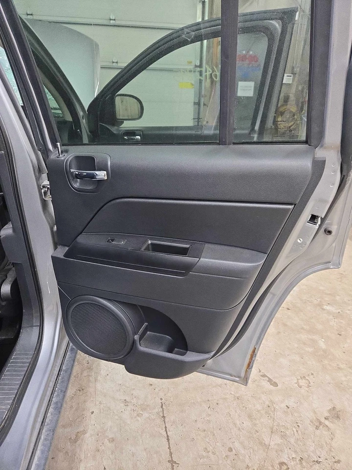 Rear Door Trim Panel JEEP COMPASS Right 09 10 11 12 13 14 15 16 17 - Image 1 of 1