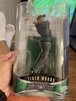 Figura de acción Tiger Woods Upper Deck PRO SHOTS IV serie 2 - NUEVA EN PAQUETE 2009 Foto 1 de 2