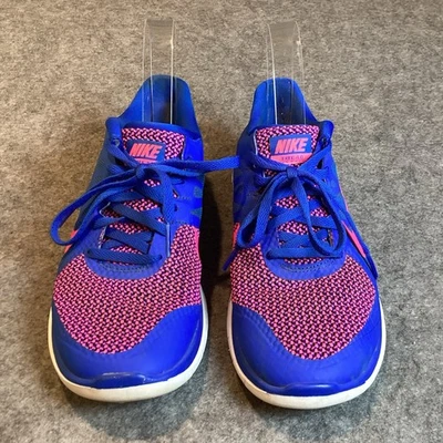 Nike женщин обуви бесплатный 4,0 Flyknit размер 8 работает кроссовок Athletic ярко розовый синий - Изображение 1 из 4