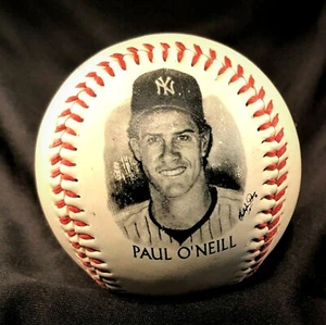 Vintage 1996 New York Yankees Paul O'Neil Burger King Photo Ball *Pre-Owned - Picture 1 of 4