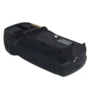MB-D10 Vertical Battery Handle Grip For Nikon D300 D300S D700 DSLR Camera - Picture 1 of 9