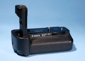 Canon Battery Pack Grip BG-E2 EOS 20D 30D 40D e 50D *Ottimo e perfettamente funzionante - Foto 1 di 3