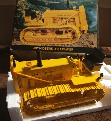 Vintage John Deere 430 Crawler ERTL Toy Truck'n Show NIB - Image 1 of 4
