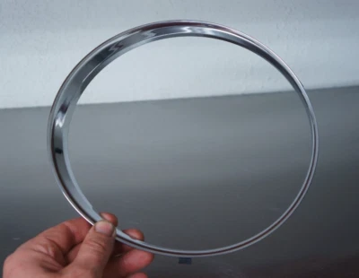 11-15 Bentley Mulsanne Passenger Head Light Lamp Chrome Trim Ring LARGER INNER - Image 1 of 4