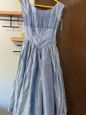 Vestido Formal Azul Iridiscente Floral Cintura Imperio Hecho a Mano para Mujer Vestido de Baile de graduación Foto 1 de 4