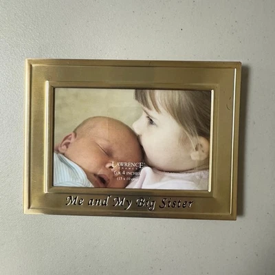 全新带标签 Big Sister 黄铜照片相框 6 x 4 桌面雕刻感伤礼物 — 第 1/4 张图片