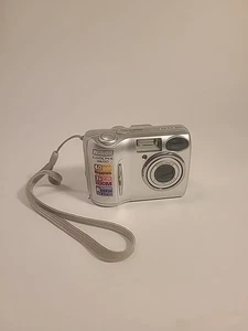 Nikon COOLPIX E4600 4.0MP Digitalkamera - Silber - GETESTET - Bild 1 von 8