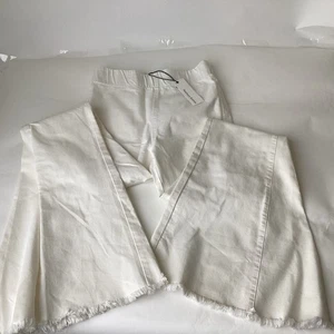 Newbury Kustom Bell Bottoms White Jeans Womens Small Pull On Frayed Hem Stretch - Picture 1 of 14