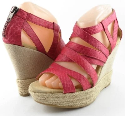 $160 DKNY DONNA KARAN Rosa Serpiente Cuero Diseñador Alpargata Cuñas 7 EUR 37,5 Foto 1 de 4