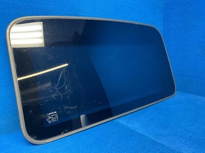 2006 - 2008 LEXUS RX400h RX450H RX350 SUNROOF UPPER ROOF WINDOW GLASS OEM - Image 1 of 4
