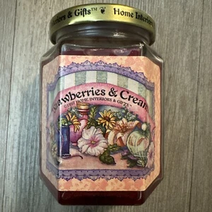 NEW HOME INTERIORS & GIFTS JAR CANDLE Strawberries & Cream SCENT VINTAGE - Picture 1 of 3