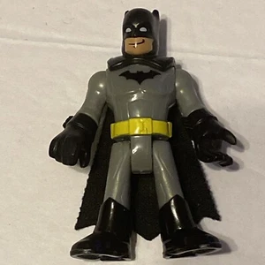Imaginext DC Batman Gris Sonriente Traje 3" Figura Alta 2015 Fisher Price Mattel - Imagen 1 de 6