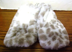 Women’s Slipper Socks One Pair Size S/M (5-7) NWT - Picture 1 of 2