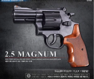 Academy SW M586 2.5 MAGNUM Hand Gun Toys Plastic Model 17203 - Picture 1 of 1