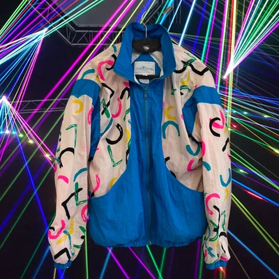 Jaqueta corta-vento vintage Sergio Valente média anos 80 anos 90 azul multicolorida retrô - Imagem 1 de 4