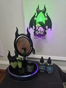 Disney Maleficent Tray, Wallflower With Refills, Hand Sani, Lip Gloss. 8pcs. - Picture 1 of 7