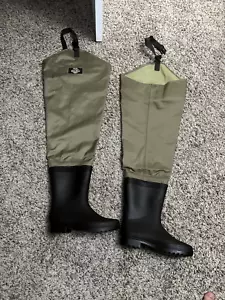 Mens White River Three Forks Lug Sole Hip Waders, size 7 - Picture 1 of 7