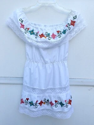 Vestido Floral Vintage Niñas Años 70 Floral Mexicano Bordado Hippie 5t Encaje Blanco Foto 1 de 4