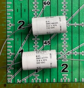 3.9uF 100v Axial Film Capacitor Metalz Polycarbonate 5MC9931K Audio Power 2pcs - Picture 1 of 3