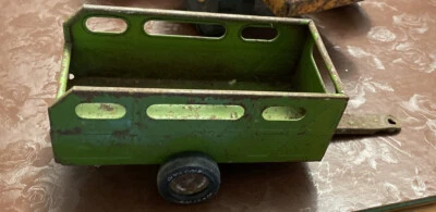 Vintage Nylint Metal Pressed Steel Utility Trailer Green Farm Wagon Hitch Wheels - Image 1 of 4