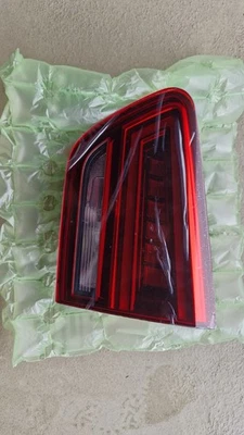 Piloto trasero LED original Seat Alhambra interior derecho 7N5945308 Foto 1 de 4