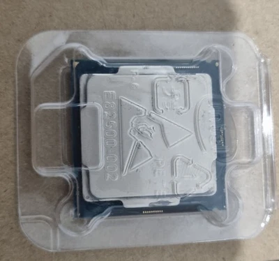 Intel Core i7-8700 3.2GHz 12MB Cache 6 Core Processor with  LGA1151 Socket - image 1 of 3