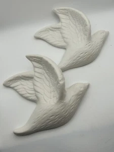 Pair Of 2 Wall Hanging Birds - Wall Decor - Picture 1 of 6