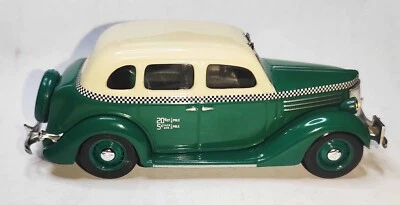 Ford V8 Taxi Chicago 1936 1:43 Altaya No Brumm No Burago - Immagine 1 di 4