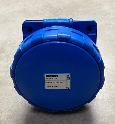GEWISS GW63249 IP67 10 DEGREE PANEL RECEPTACLE 2P+E 63A 250V 6H - Image 1 of 4