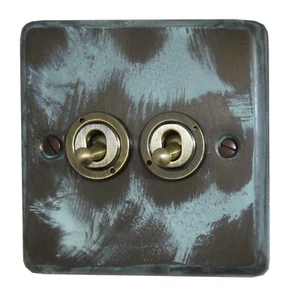 Interruptor de luz palanca de 1 o 2 vías placa estándar G&H CV282 placa estándar Verdigris - Imagen 1 de 1