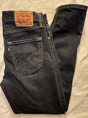 Pantalones de mezclilla Levi's 512 ajustados cónicos azul lavado oscuro 33x29 usados en excelente estado Foto 1 de 4