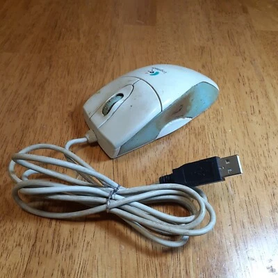 Logitech Ergonomic Mouse, usb - Image 1 of 2